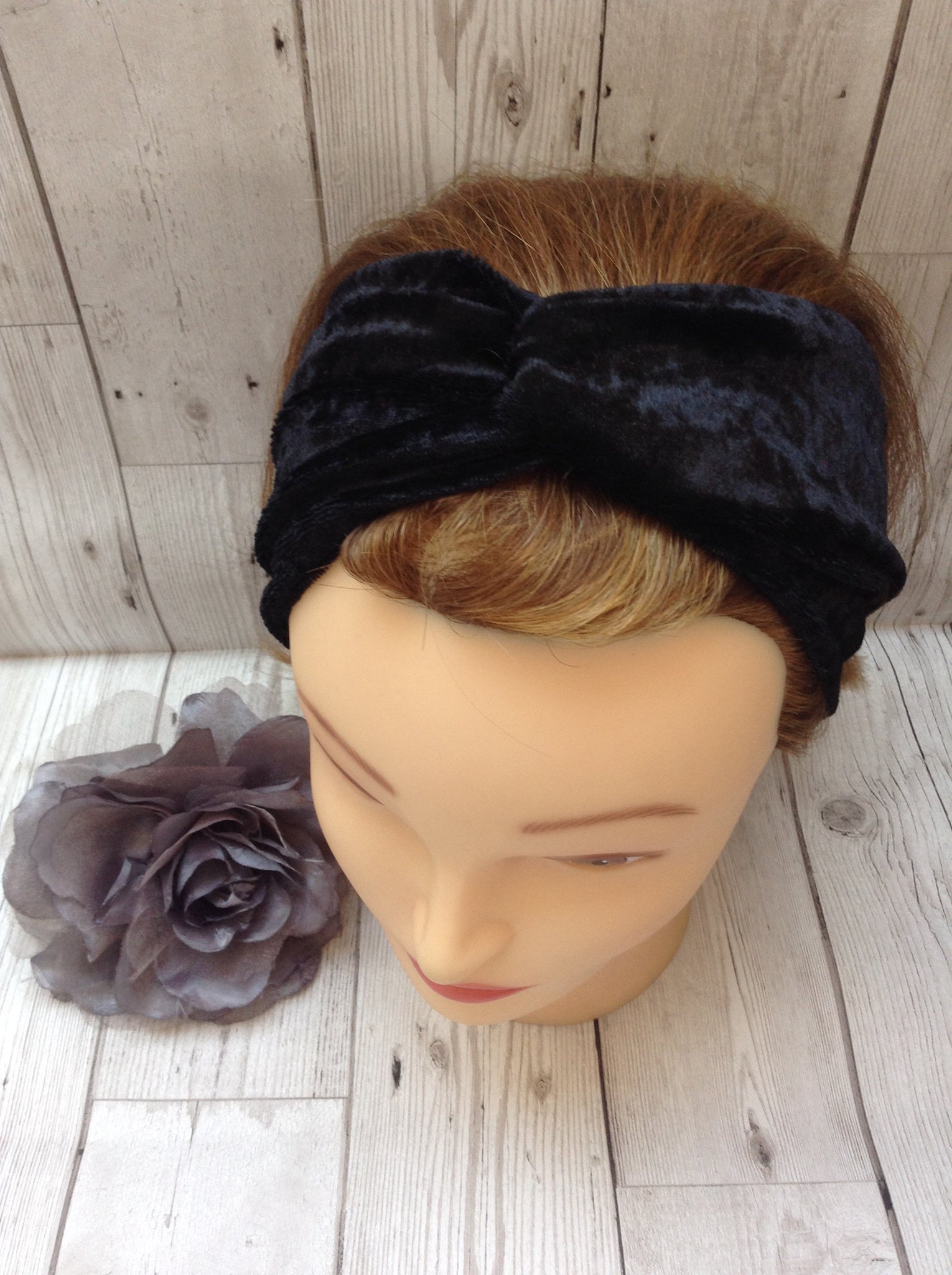 Black velvet twist headband