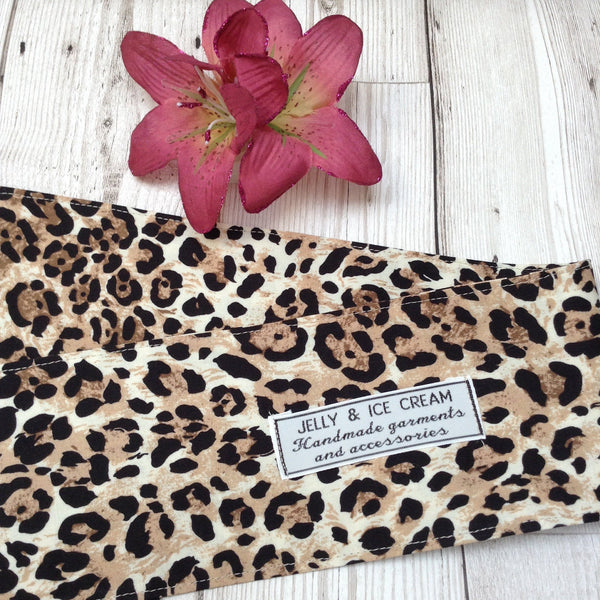 Leopard print hair tie