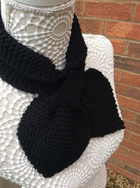 Black alpaca/wool mix keyhole scarf
