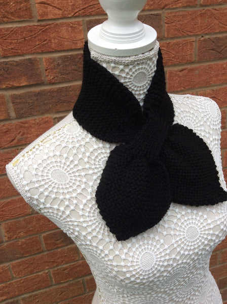 Black alpaca/wool mix keyhole scarf