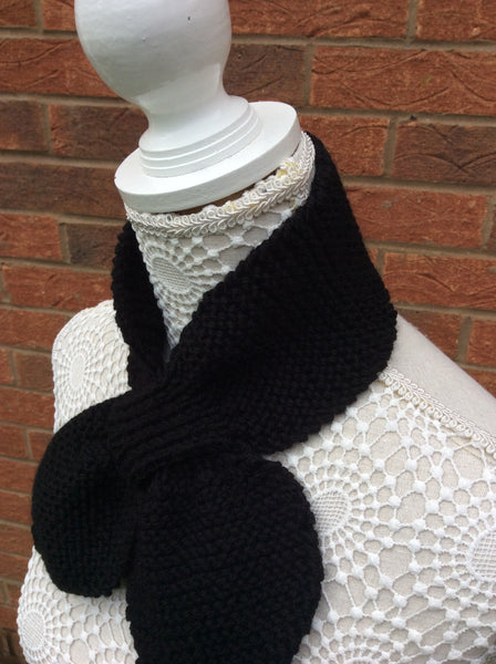 Black alpaca/wool mix keyhole scarf
